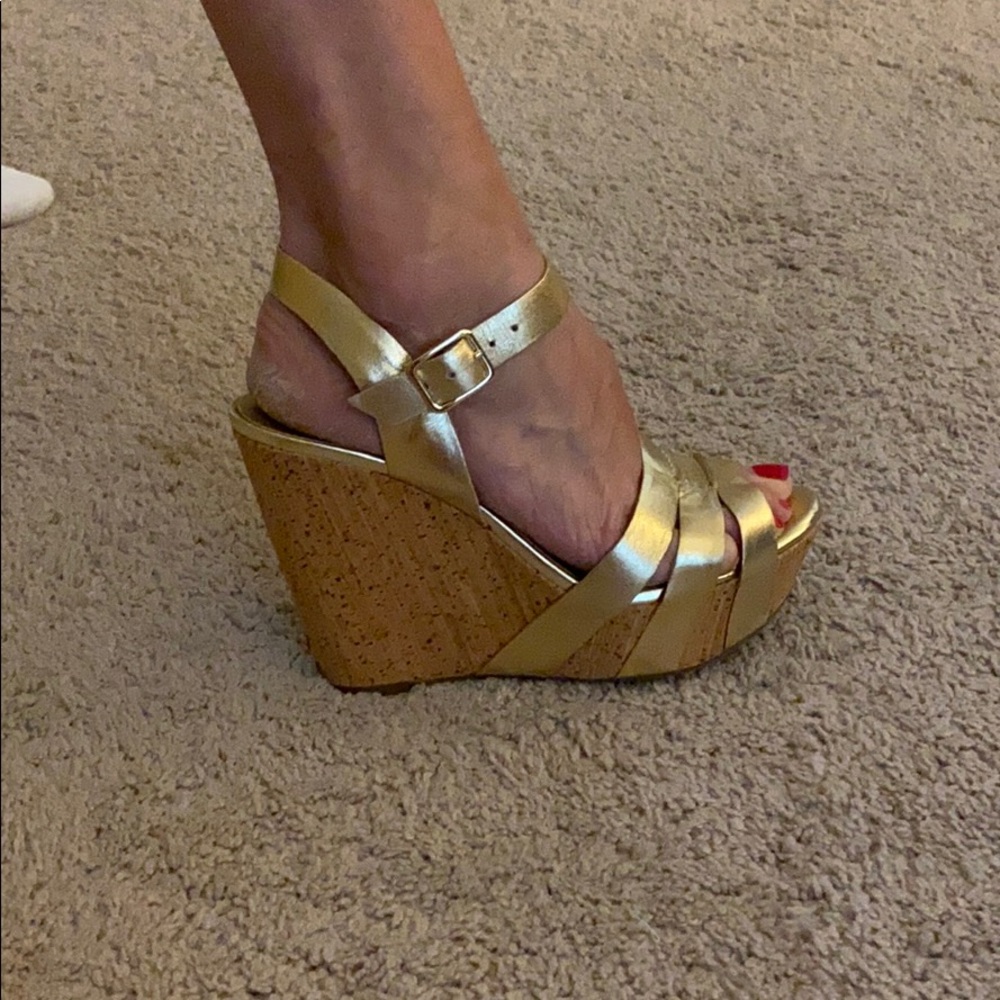 GOLD CORK WEDGES